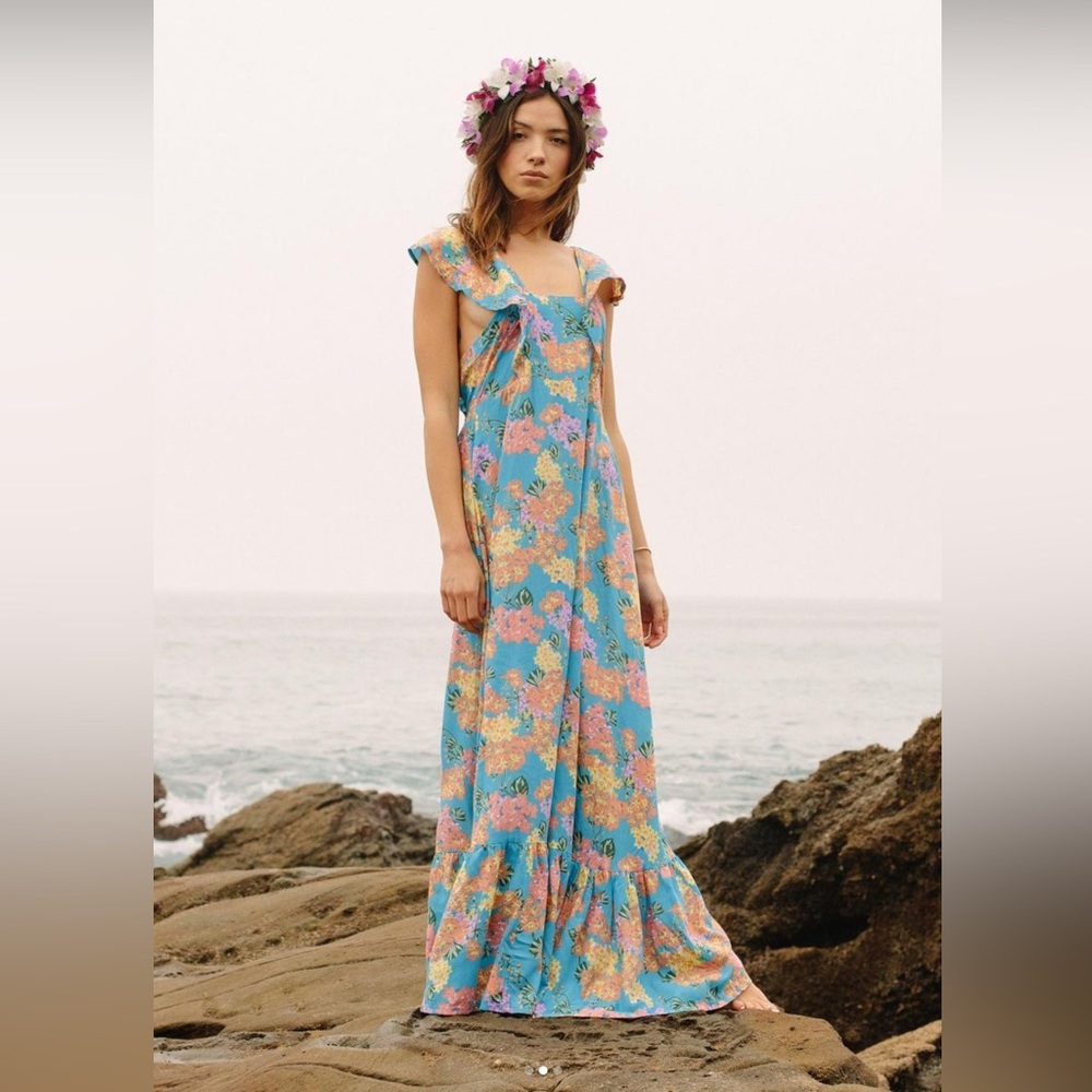 Tiara Hawaii Hula Maxi dress NWT